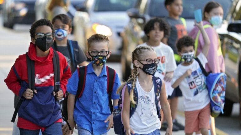El uso de máscaras faciales es opcional en el Distrito Escolar del Condado Palm Beach