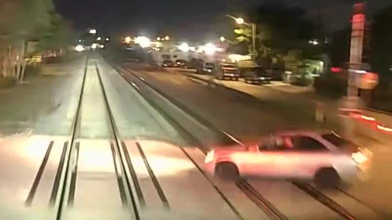 Un hispano identificado como la víctima del tercer accidente en PBC que involucra al tren Brightline