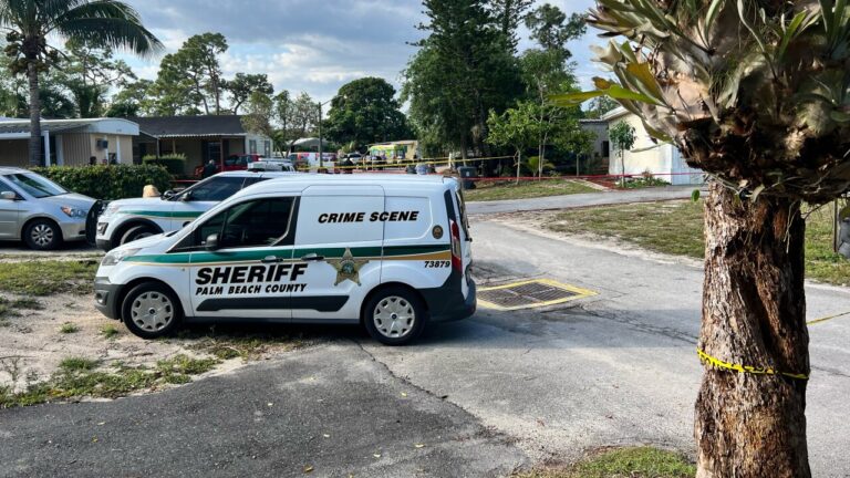 Muere baleado un hombre en un parque de casas móviles  cerca de West Palm Beach