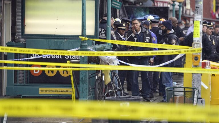 Detienen a Frank James, sospechoso del ataque a la estación del Metro de Nueva York