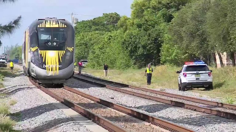 Muere una personal atropellada por un tren Brightline en Boynton Beach