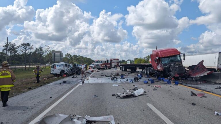 Choque de sentido contrario en el Turnpike de Florida cierra carriles hacia el norte en el condado de Martin